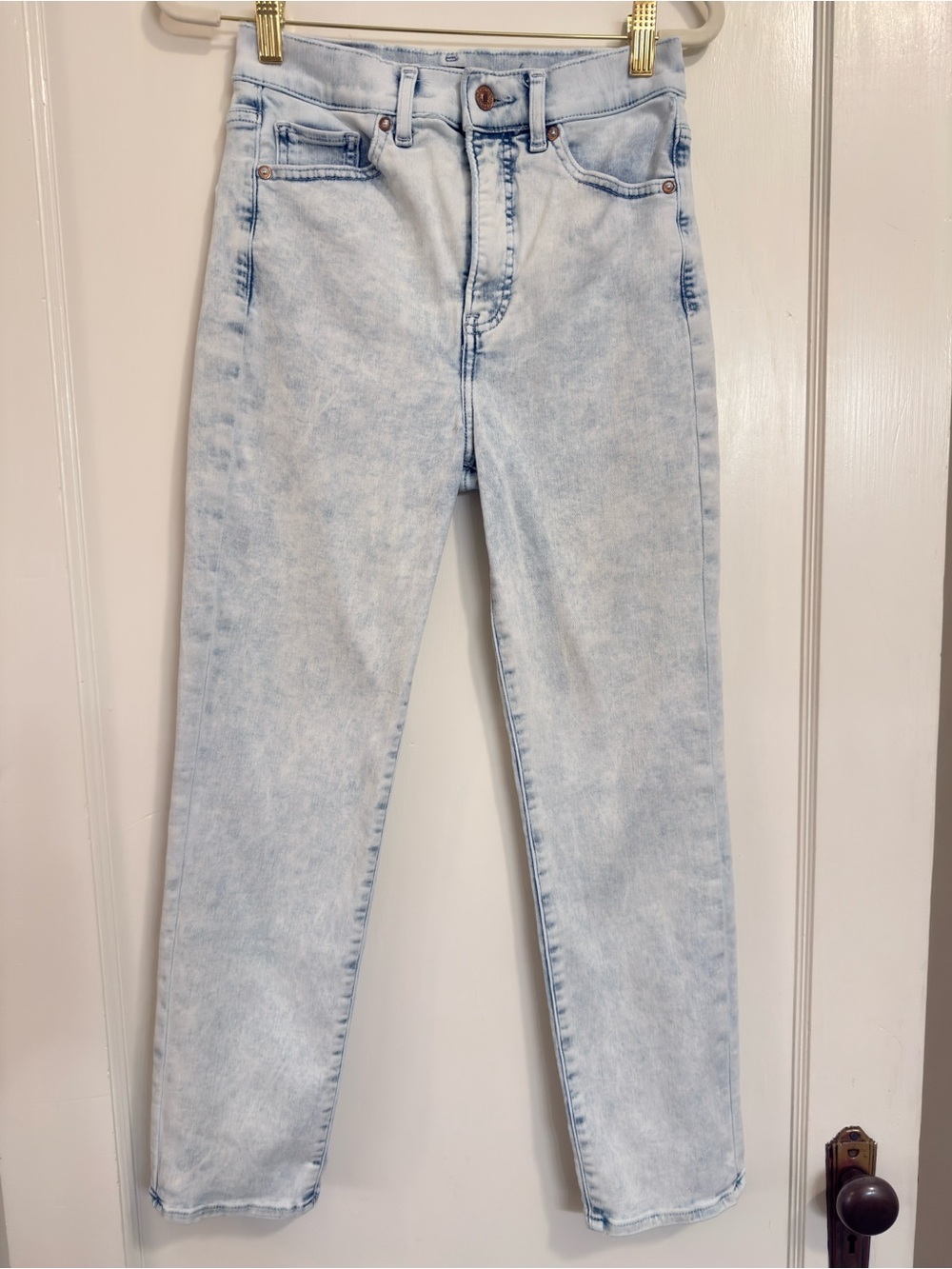 Express High-Rise Light Blue Wash Women’s Jeans